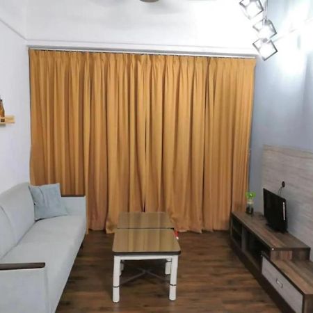 Mahkota Hotel Apartment Melaka Esterno foto