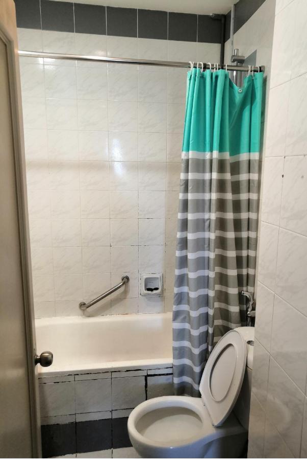 Mahkota Hotel Apartment Melaka Esterno foto